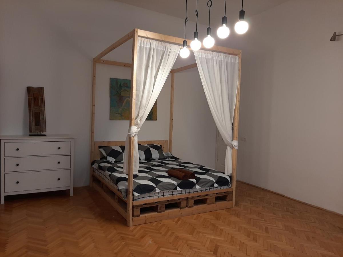 Venus Apartment Braşov Exteriör bild